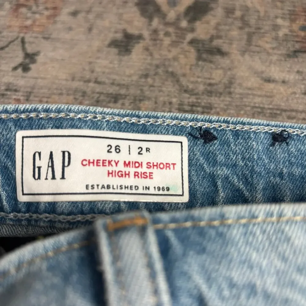 Gap Cheeky Midi‎ Short High Rise Light Wash 90s Y2k Women's 26